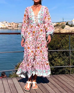 Vestido decote em V com estampa floral