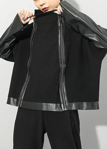 Casaco elegante de couro sintético com gola alta e manga comprida com zíper