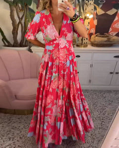 Vestido com bolso e decote em V estampado floral