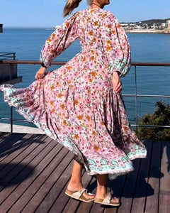 Vestido decote em V com estampa floral