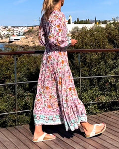 Vestido decote em V com estampa floral