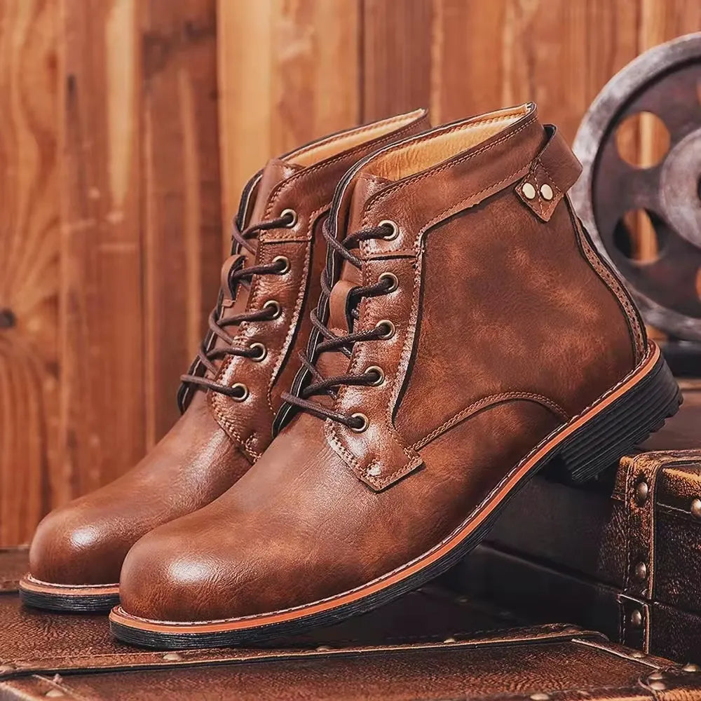 Botas masculinas de couro genuíno à prova d'água antiderrapante com palmilha para caminhada casual Chukka