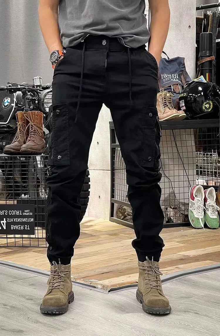 Calça cargo casual masculina com bolsos laterais